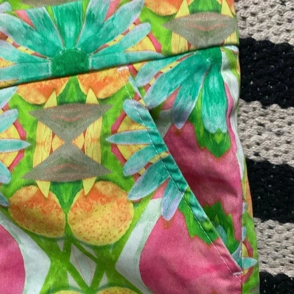 Kaeli Smith Tropical Colorful Floral Pink Green Printed Shorts Pockets Size 6